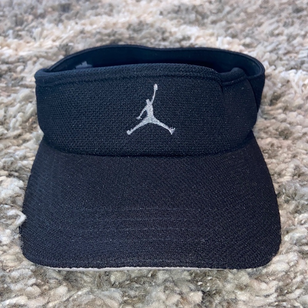 men’s Jordan Visor
